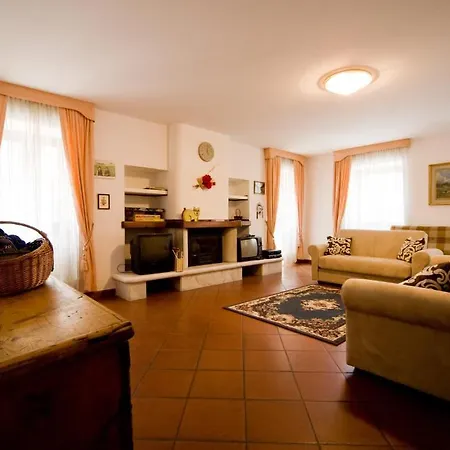 Ca' Fattorini Konukevi 3*